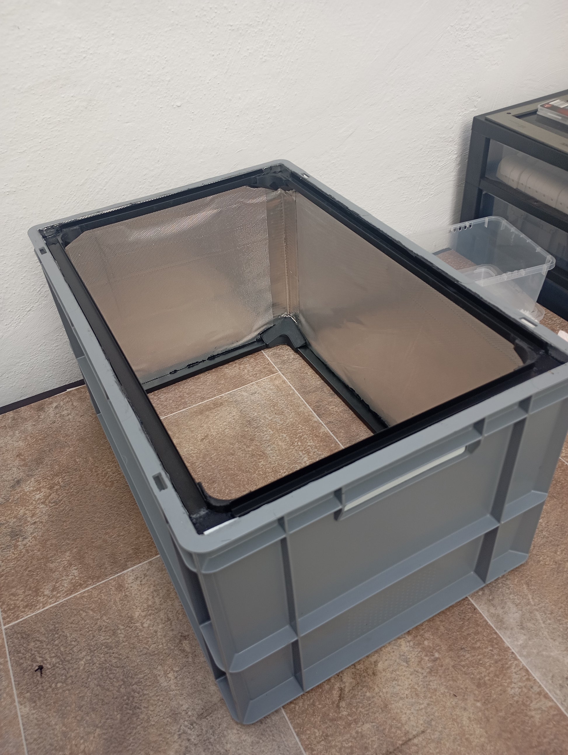 Eurogrowbox Abstandsbox hoch